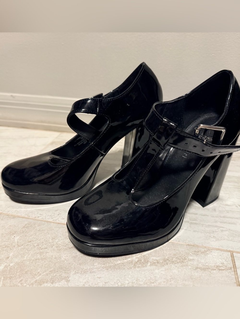 Madden Girl Black Patent Mary Jane Block Heel Pumps